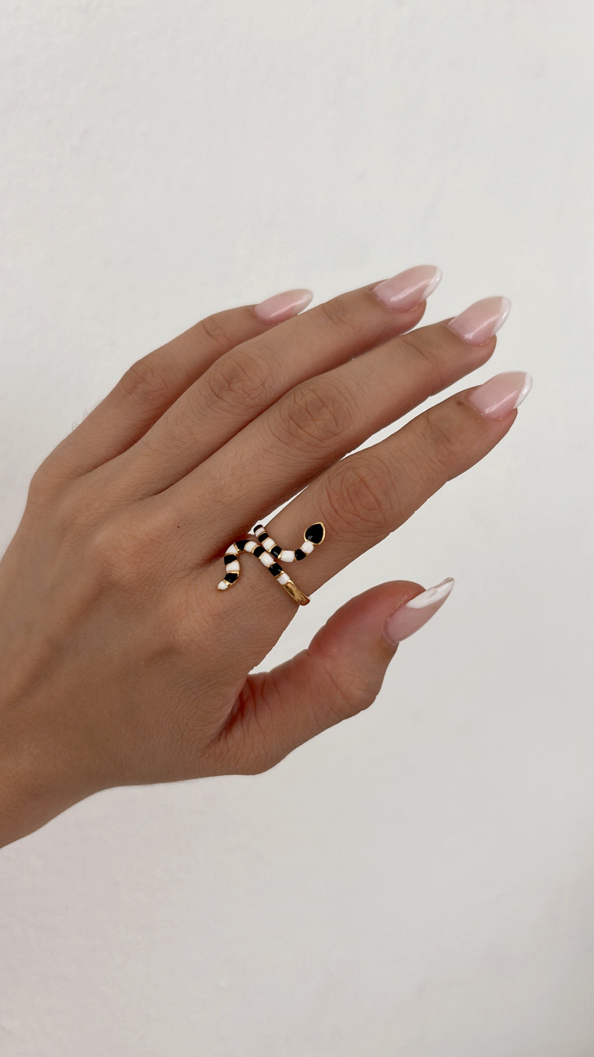 Vivi Ring