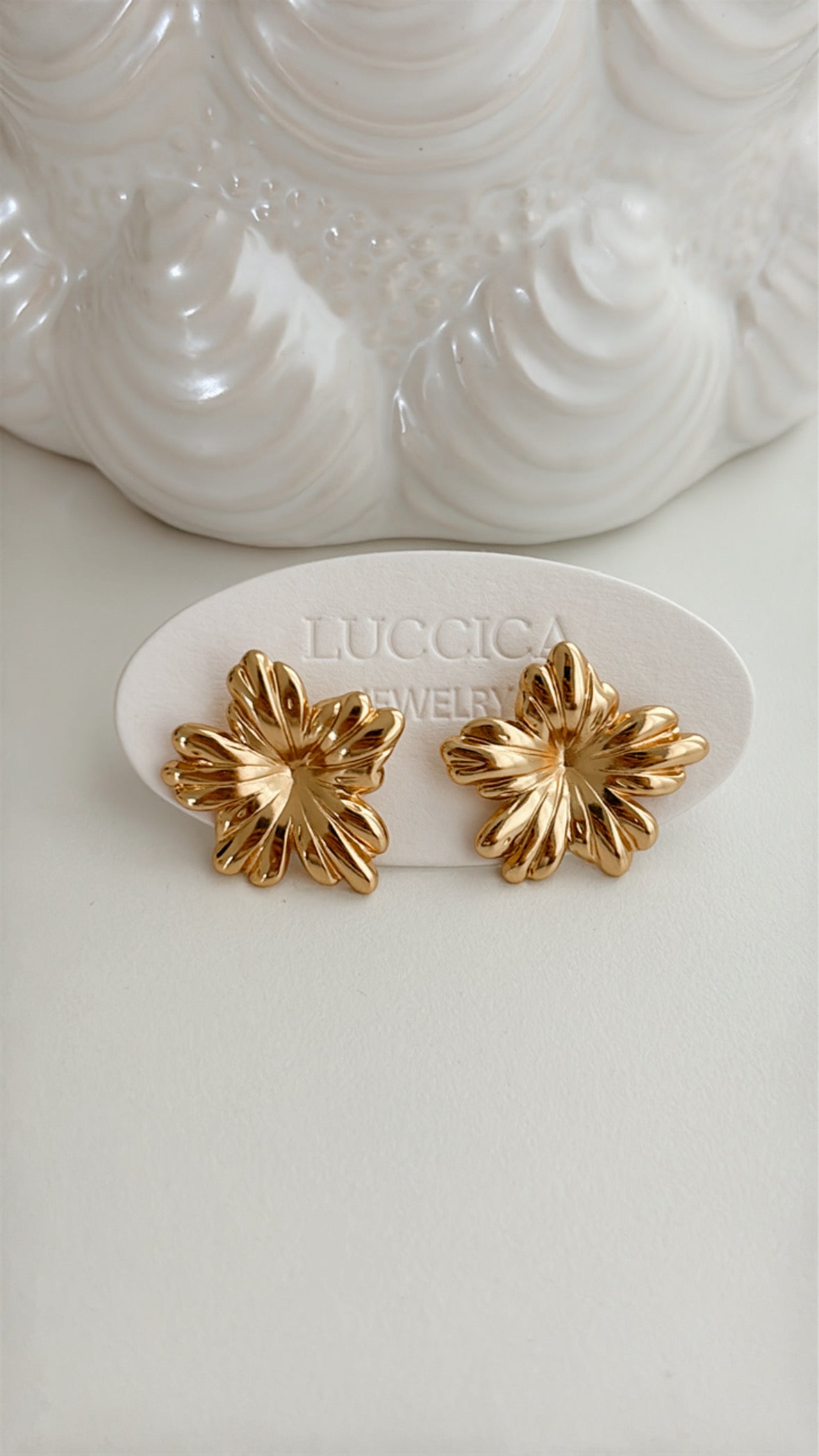 Le Flore Studs
