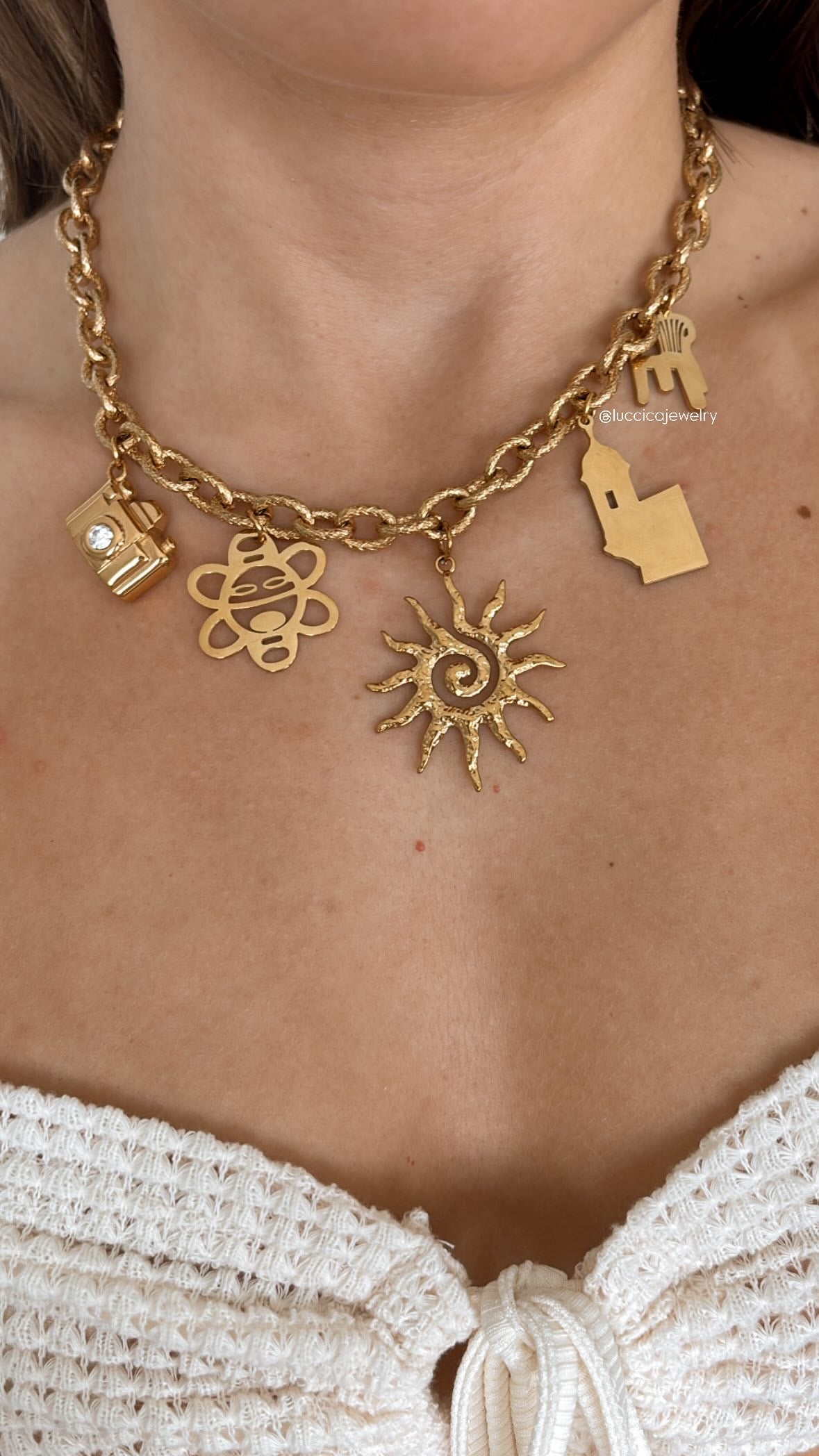 787 Necklace (2)