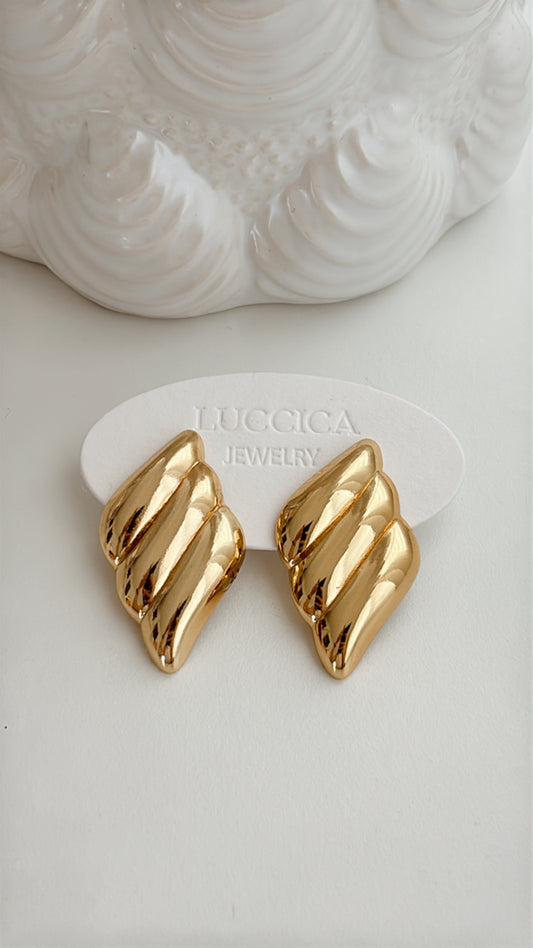 Brenda Studs