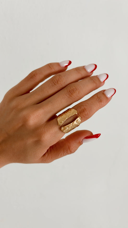 Leandra Ring